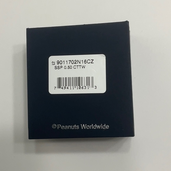 NWT Crislu, Peanuts necklace, Snoopy upside down. Platinum plated, rare. - Picture 4 of 4